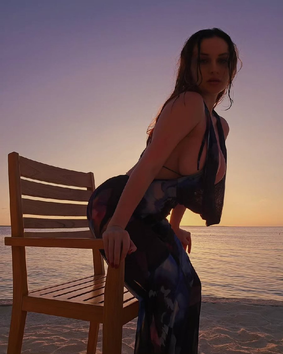 Sexy girl Miranda Faith nude in Barranquilla