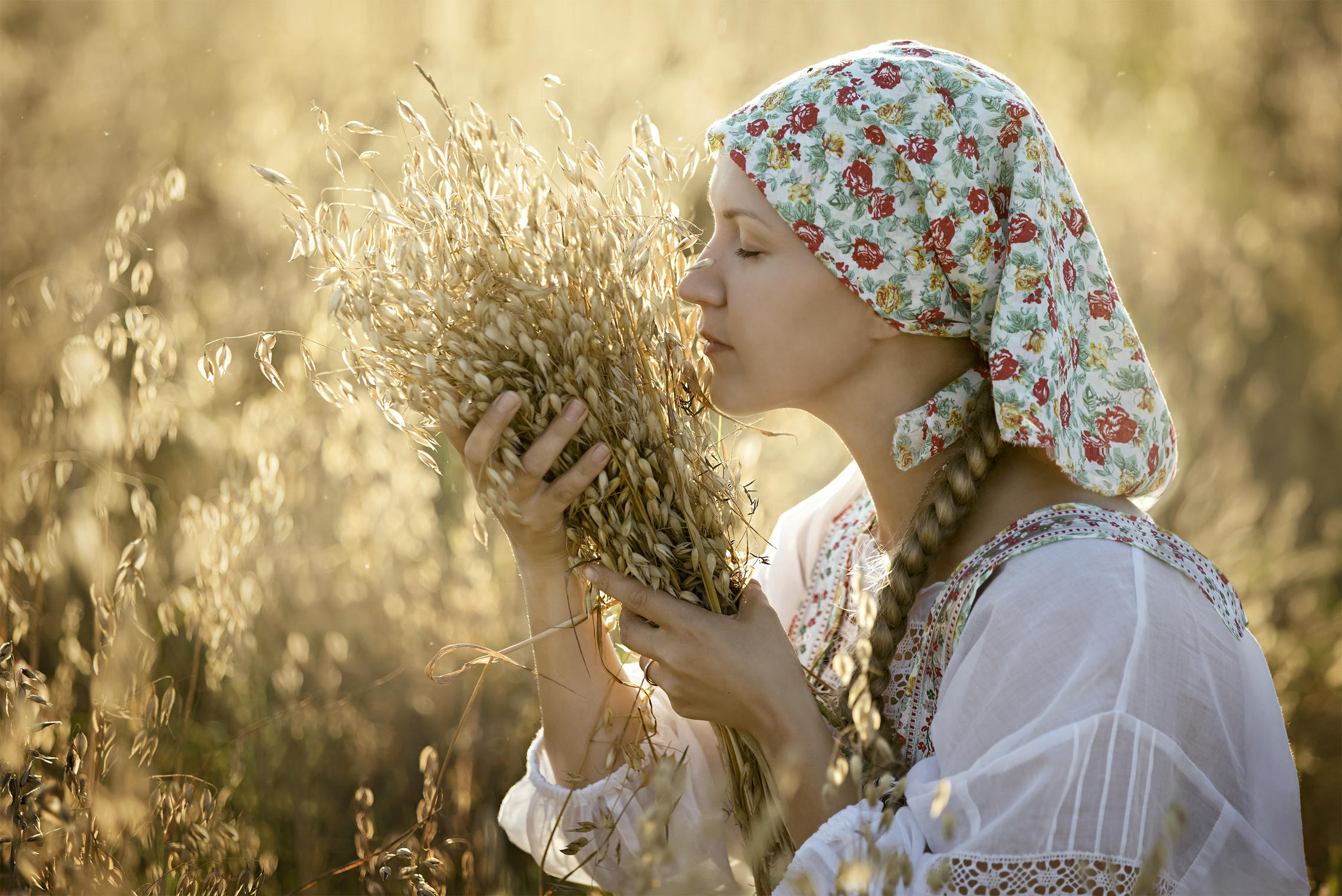 Photo Women in Slavic costumes in Barranquilla