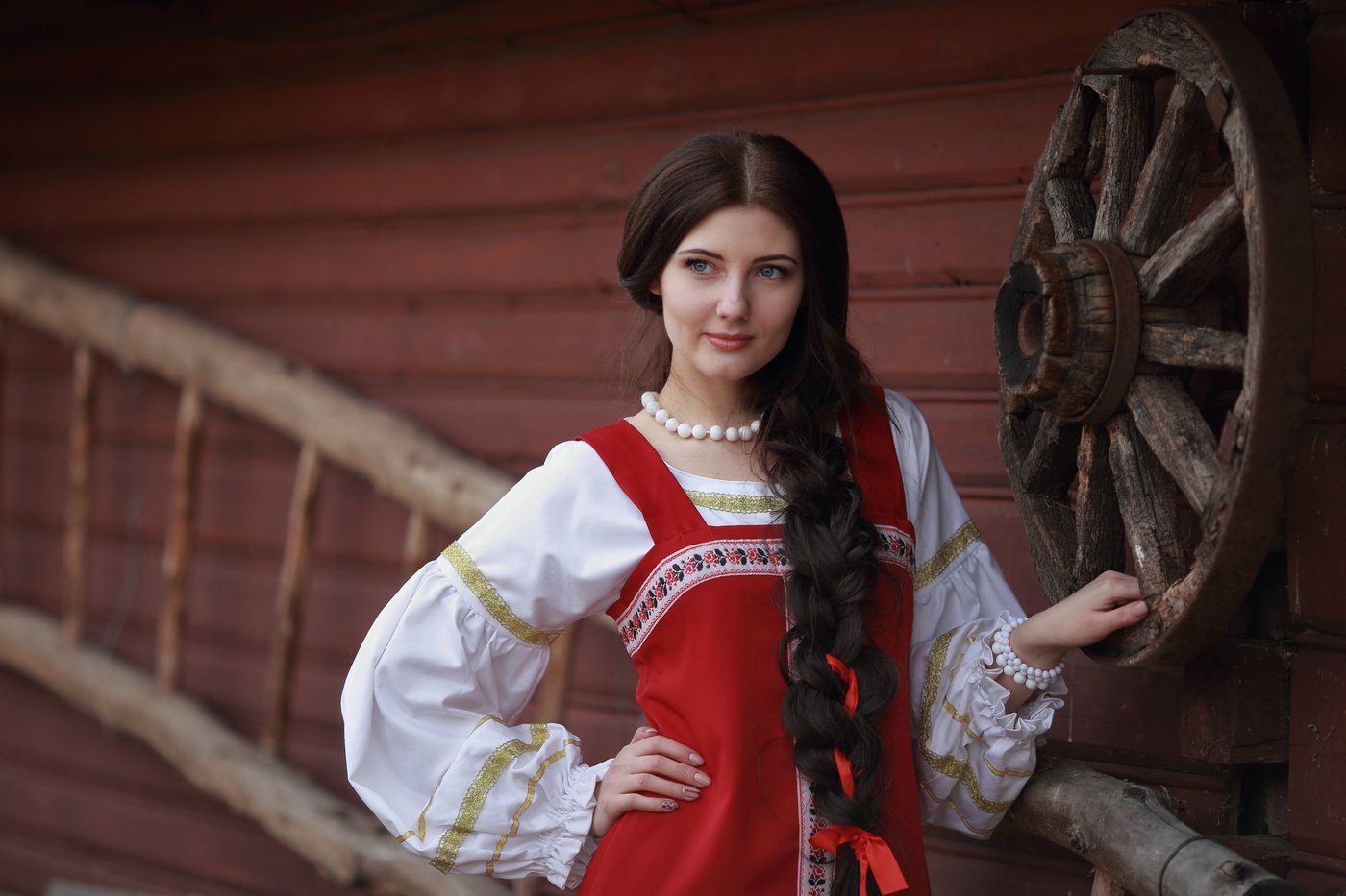 Girls in Slavic costumes in Barranquilla